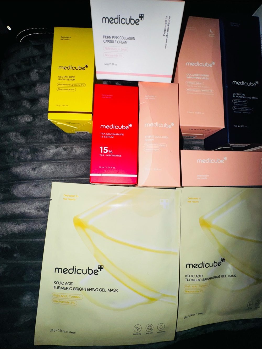 11 Piece Medicube Skincare Set - one piece exp 2027 others 2028! NEW - Picture 4 of 8